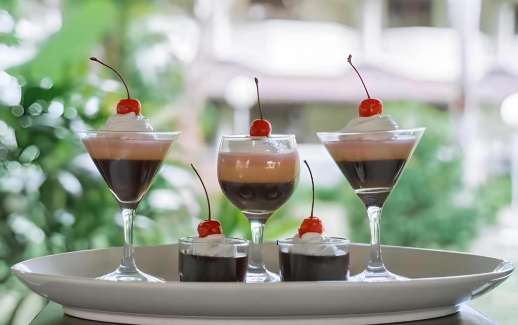 Grand Legi Hotel Mataram Esterno foto
